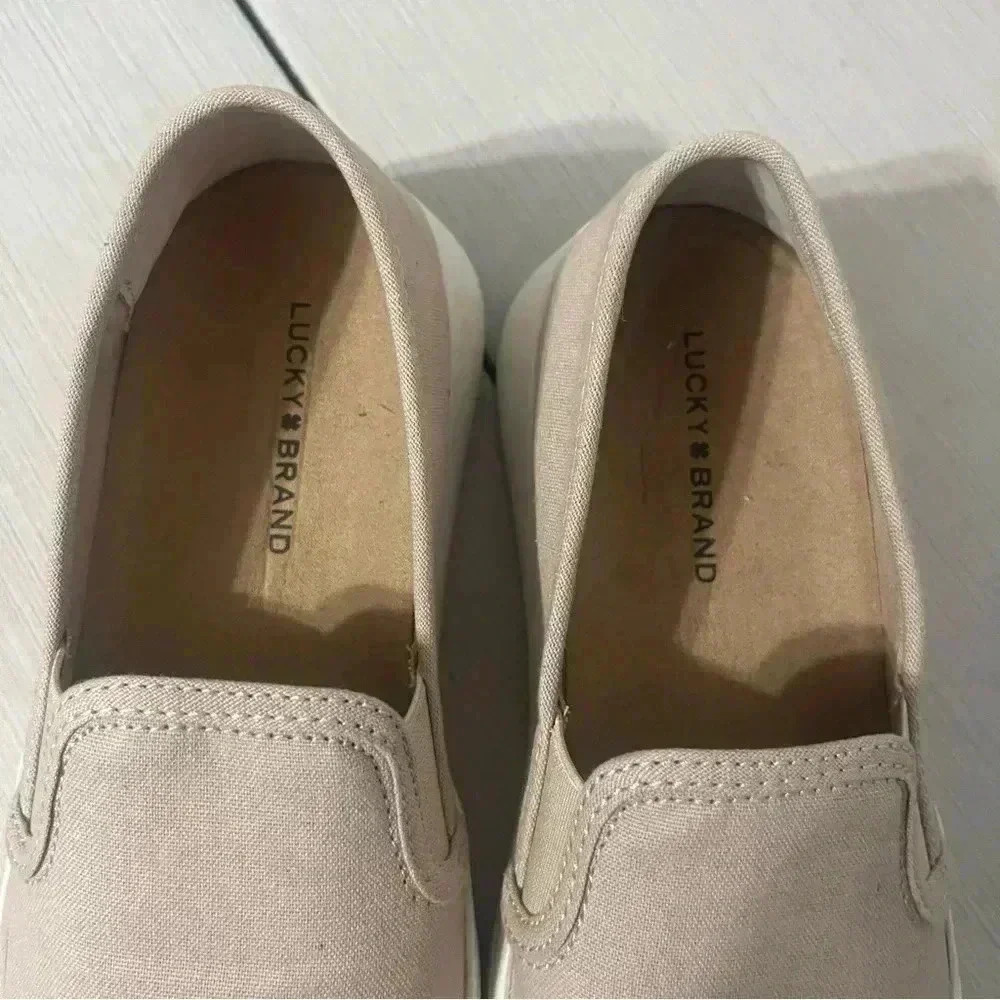 Lucky Brand Womens Gimmony Slip On Sneaker 8.5 Casual Comfort Canvas Tan - Picture 5 of 10